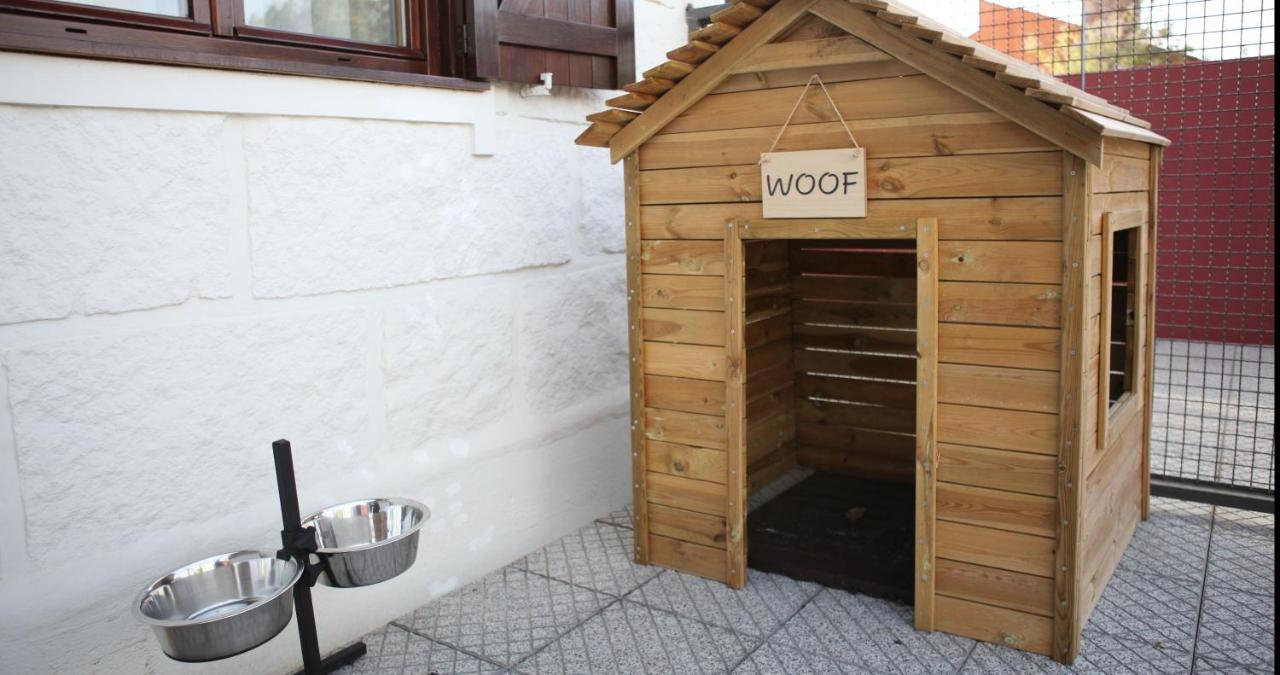 Woof & Sun Villa อีสมอริซ ภายนอก รูปภาพ